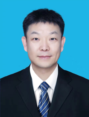 杨亮.png
