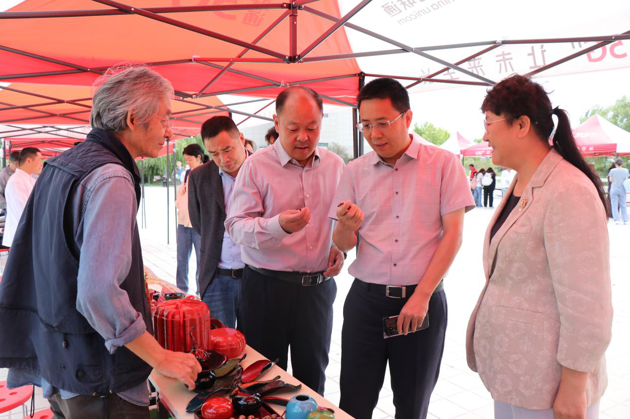 1758189033167725.png 1758189033167725.png