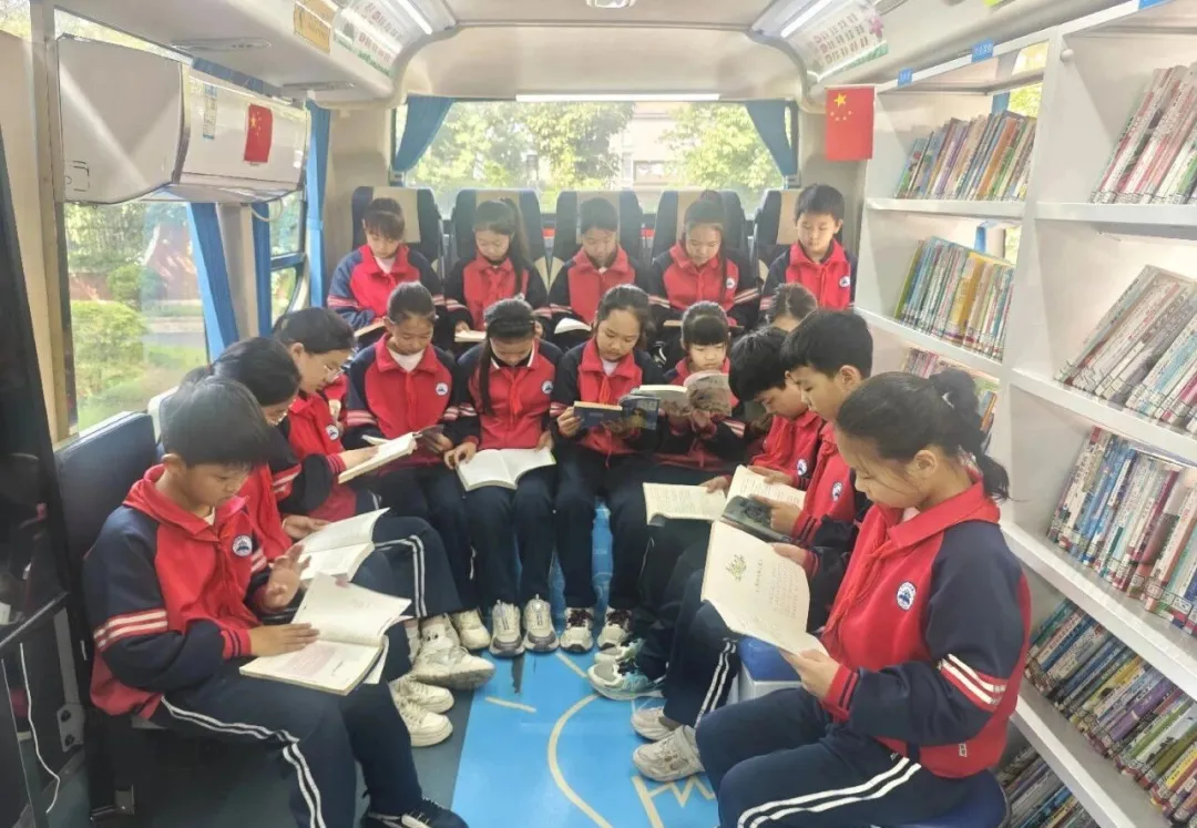 1758852224133632.jpg 1758852224133632.jpg