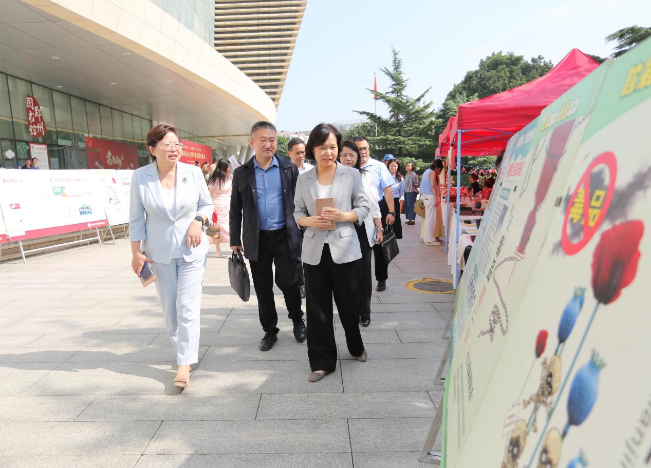 1759223467893386.jpg 1759223467893386.jpg