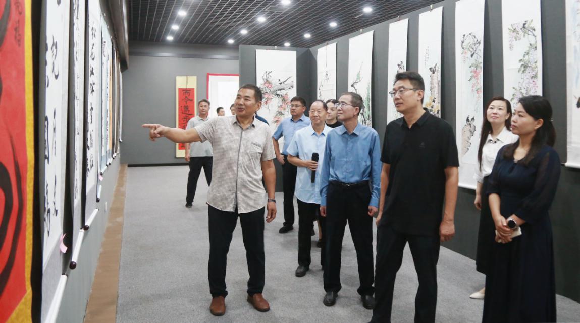 1758536174567548.jpg 1758536174567548.jpg